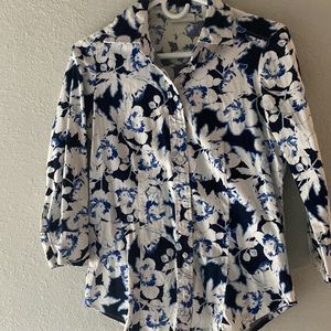 New York And Co button up